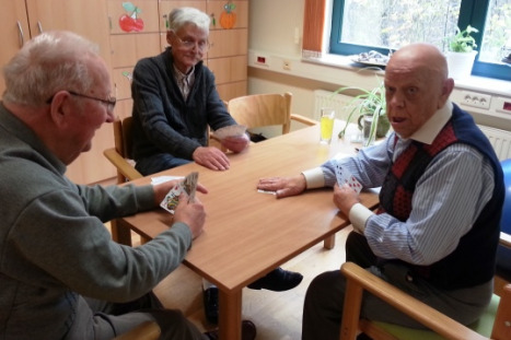 Stellenangebot: Bundesfrewilligendienst in der Senioren-Tagespflege "Forsthaus"der AWO in Stralsund