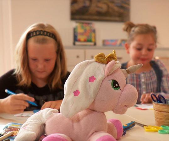 Jugendwohn- Einrichtungen